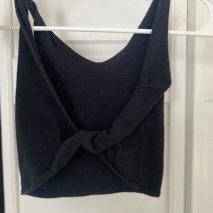 URBAN OUTFITTERS TANK